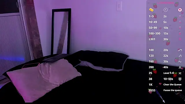 Snapshot of Daniela__Cadavid chatting on April 7, 2026, 4:57 am Daniela Cadavid online show from April 7, 2026, 4:57 am