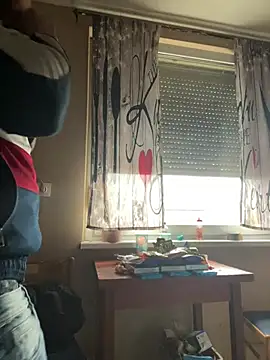 Snapshot of pezol9193 chatting on March 27, 2026, 10:15 am pezol9193 online show from March 27, 2026, 10:15 am