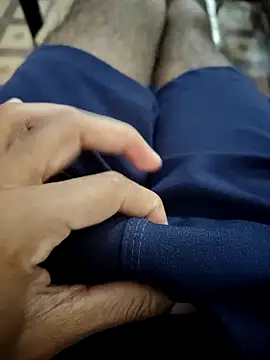 junedkhan99 online show from April 6, 2026, 3:26 am