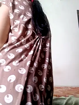 Snapshot of Sexyy_Bhabhi_143 chatting on May 8, 2026, 7:14 am Sexyy Bhabhi 143 online show from May 8, 2026, 7:14 am