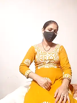 Snapshot of Sexyy_Bhabhi_143 chatting on May 9, 2026, 4:45 pm Sexyy Bhabhi 143 online show from May 9, 2026, 4:45 pm