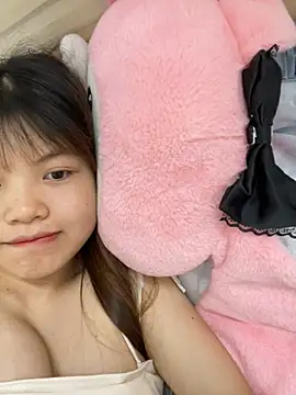 -Vaci- online show from April 17, 2026, 1:47 pm