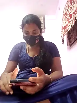 Snapshot of tamilratchasii chatting on April 8, 2026, 4:40 pm tamilratchasii online show from April 8, 2026, 4:40 pm