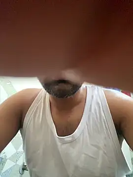 9inchesHire online show from April 16, 2026, 1:17 am