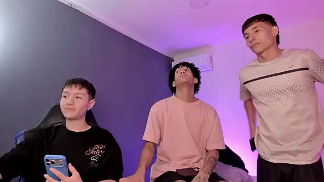 Good boys18 online show from June 24, 2026, 8:52 pm