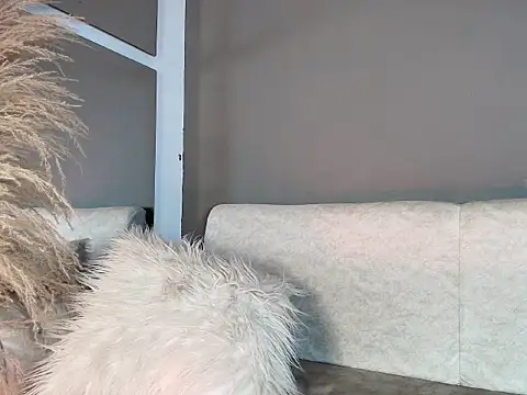 Snapshot of Zoee_8 chatting on June 20, 2026, 9:50 pm Zoee 8 online show from June 20, 2026, 9:50 pm