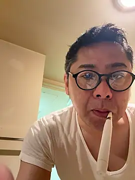 RYUICHI 1919 online show from June 12, 2026, 11:57 pm