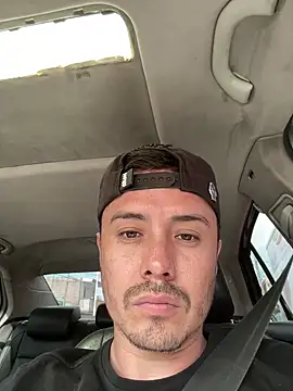 Snapshot of axel_y_greis chatting on March 28, 2026, 5:01 pm axel y greis online show from March 28, 2026, 5:01 pm