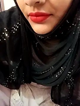 Miss Noor   online show from April 28, 2026, 6:51 am