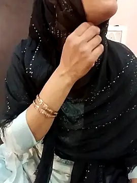 Miss Noor   online show from May 15, 2026, 8:21 am