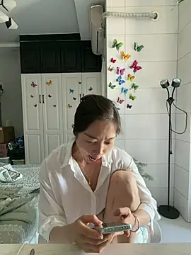 yuanpu0925 online show from April 26, 2026, 12:30 am