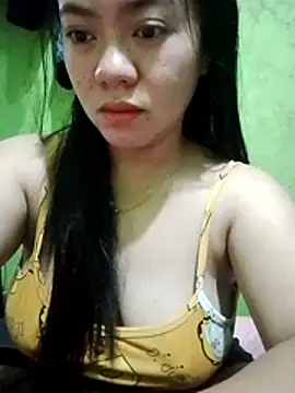 sweety honey27 online show from April 13, 2026, 6:57 pm