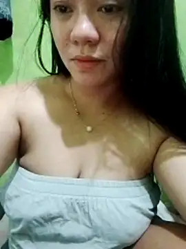 sweety honey27 online show from April 16, 2026, 8:15 am
