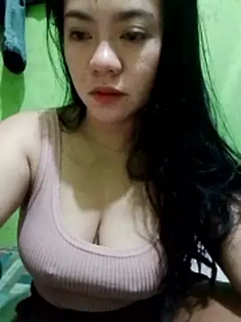sweety honey27 online show from April 23, 2026, 6:43 pm