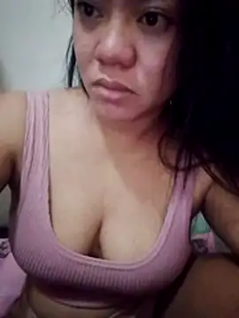 sweety honey27 online show from August 2, 2026, 9:13 pm