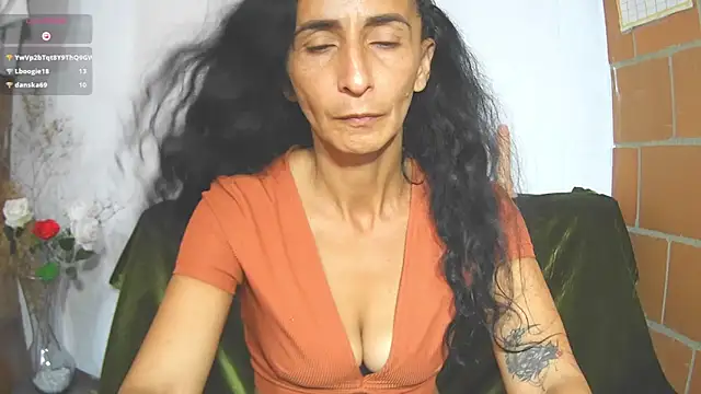 Snapshot of SamanttaLopez chatting on May 31, 2026, 6:09 pm SamanttaLopez online show from May 31, 2026, 6:09 pm