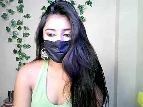 Snapshot of NANCY_OBEROYE chatting on May 27, 2026, 8:11 am NANCY OBEROYE online show from May 27, 2026, 8:11 am