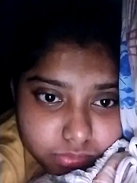 dreamdollx online show from April 4, 2026, 8:39 pm