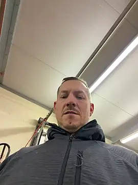 Snapshot of Fazza76 chatting on March 31, 2026, 7:36 pm Fazza76 online show from March 31, 2026, 7:36 pm