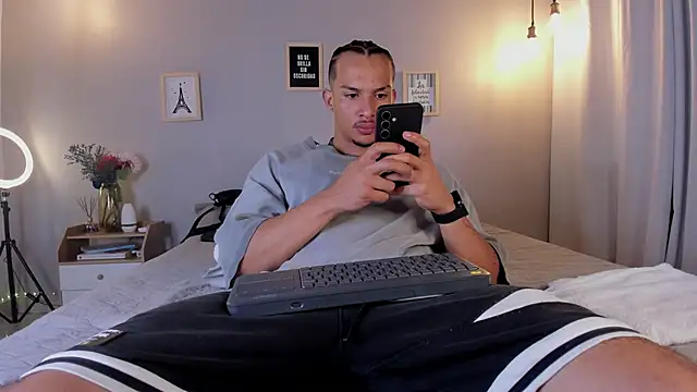 Snapshot of dominik_drake chatting on May 12, 2026, 11:51 am dominik drake online show from May 12, 2026, 11:51 am