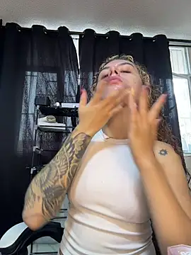 Amber-fire online show from April 29, 2026, 1:59 pm