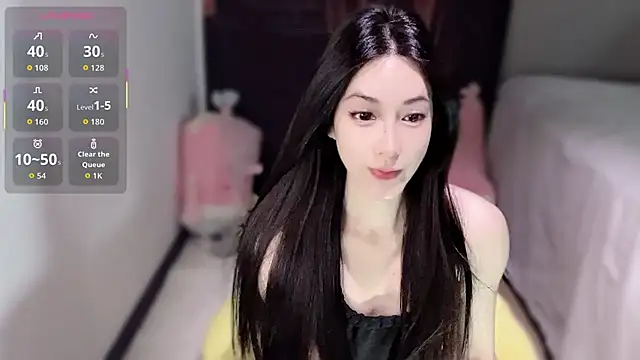LILI7-LI online show from April 25, 2026, 1:08 am