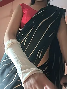 Curvy Sanaya online show from May 8, 2026, 7:08 pm