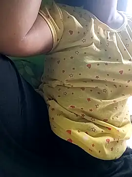 Snapshot of Dola_mone chatting on April 16, 2026, 12:55 am Dola mone online show from April 16, 2026, 12:55 am