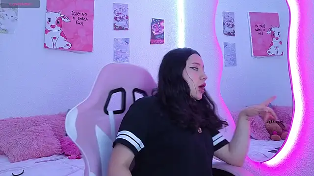 sweet alaia online show from April 6, 2026, 2:20 am