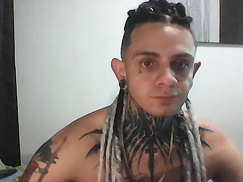 Snapshot of CardonaWolf chatting on March 30, 2026, 2:23 am CardonaWolf online show from March 30, 2026, 2:23 am