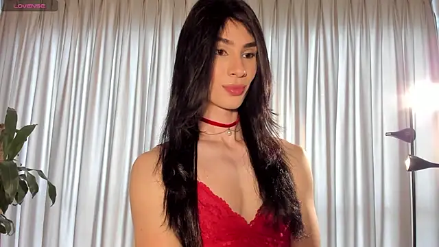 einyel  online show from May 18, 2026, 8:36 pm