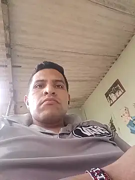 Julian411 online show from April 3, 2026, 8:18 pm