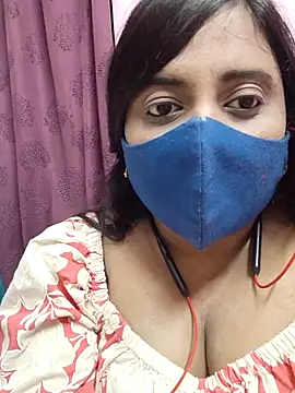 Tami-sonia online show from May 13, 2026, 6:49 pm