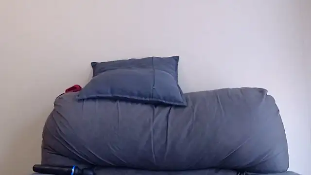 xxZoeyx online show from October 5, 2025, 4:22 am