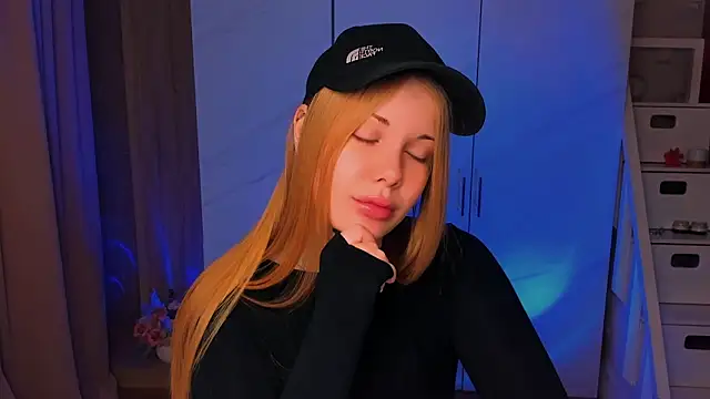 Snapshot of CaseySykes chatting on May 16, 2026, 10:30 pm CaseySykes online show from May 16, 2026, 10:30 pm