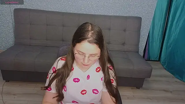 SofiDreamm online show from May 16, 2026, 9:13 pm