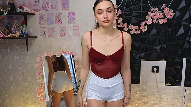 belle cute online show from April 3, 2026, 1:58 am