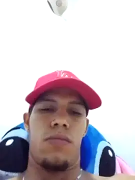 Snapshot of Moreno_perverso22 chatting on April 1, 2026, 5:08 am Moreno perverso22 online show from April 1, 2026, 5:08 am