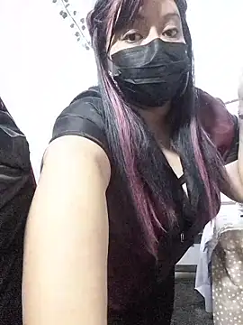 sweetadamisoffice online show from April 17, 2026, 3:09 am