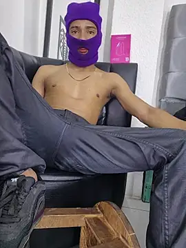 Snapshot of big_cock2016 chatting on May 11, 2026, 9:23 pm big cock2016 online show from May 11, 2026, 9:23 pm
