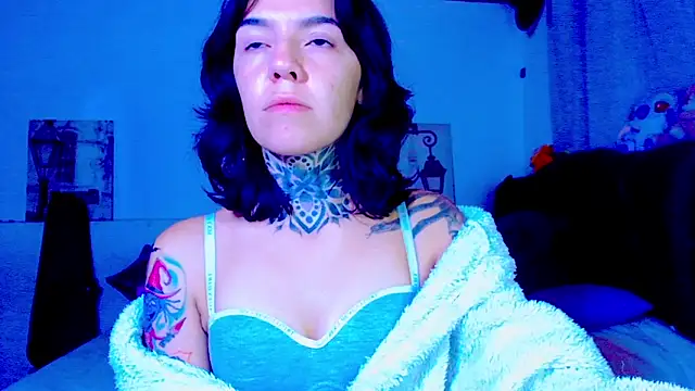 LannieGonzales online show from May 13, 2026, 2:25 pm