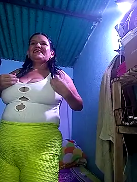 Snapshot of Canepa69 chatting on April 6, 2026, 12:30 am Canepa69 online show from April 6, 2026, 12:30 am