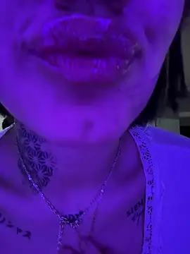Abrildqquino online show from July 5, 2026, 5:03 am