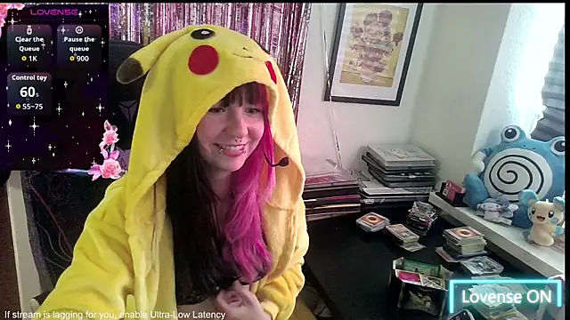 CutieTracer online show from May 5, 2026, 2:58 pm