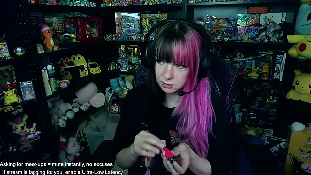 CutieTracer online show from June 11, 2026, 2:04 pm