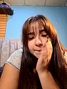 Snapshot of Salma_saad chatting on April 10, 2026, 2:28 am Salma saad online show from April 10, 2026, 2:28 am