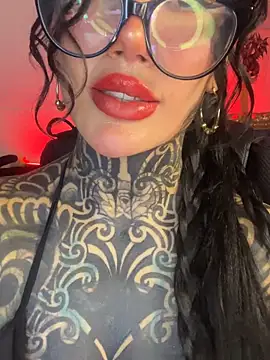Musedreams online show from June 12, 2026, 12:42 am