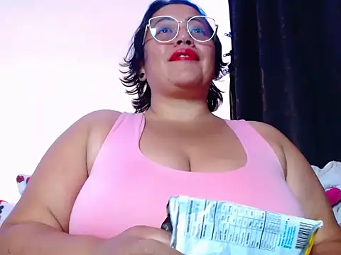 vibeSex1 online show from April 8, 2026, 9:59 pm