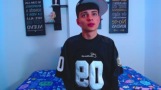 Snapshot of milo_hot_ chatting on March 31, 2026, 7:58 pm milo hot online show from March 31, 2026, 7:58 pm