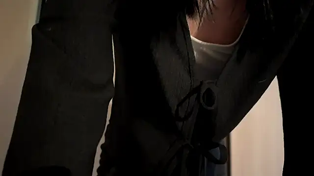 JessbutnotJessi online show from April 15, 2026, 5:03 am